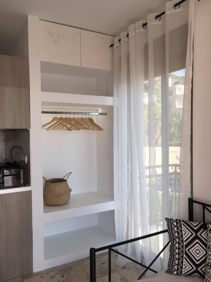 Anastasia Luxury Suites 2 托隆 外观 照片